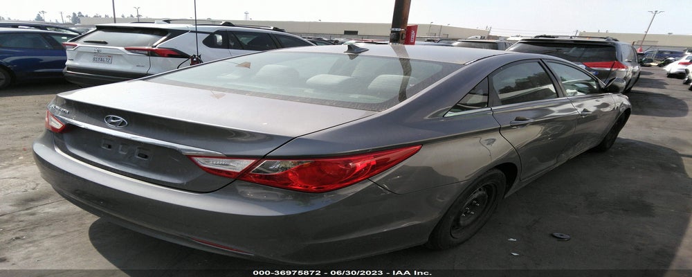 5NPEB4AC1BH289508 2011 HYUNDAI SONATA photo no. 4