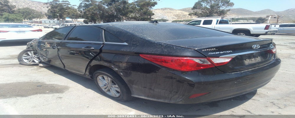 5NPEB4AC0EH945914 2014 HYUNDAI SONATA photo no. 3