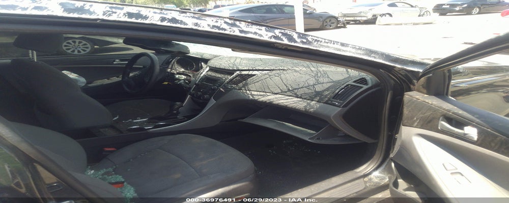 5NPEB4AC0EH945914 2014 HYUNDAI SONATA photo no. 5