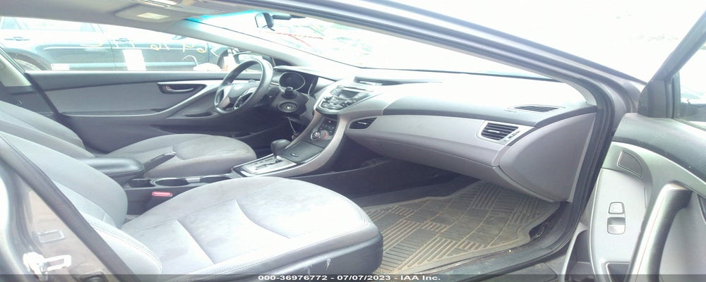 5NPDH4AE4DH337372 2013 HYUNDAI ELANTRA photo no. 5