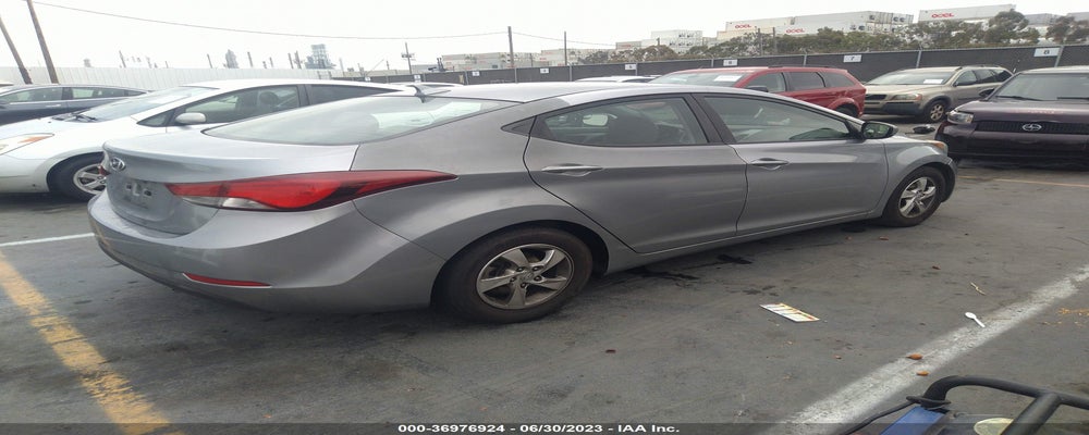 5NPDH4AEXFH560115 2015 HYUNDAI ELANTRA photo no. 4