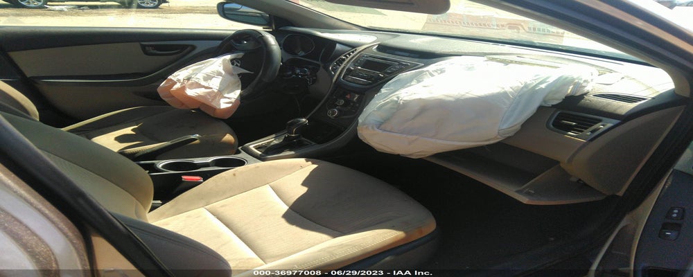 5NPDH4AE3EH515984 2014 HYUNDAI ELANTRA photo no. 5