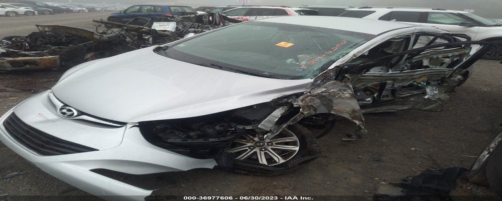 5NPDH4AE5FH555260 2015 HYUNDAI ELANTRA photo no. 2