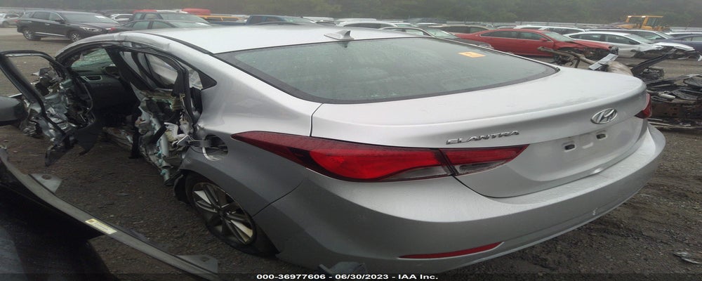 5NPDH4AE5FH555260 2015 HYUNDAI ELANTRA photo no. 3