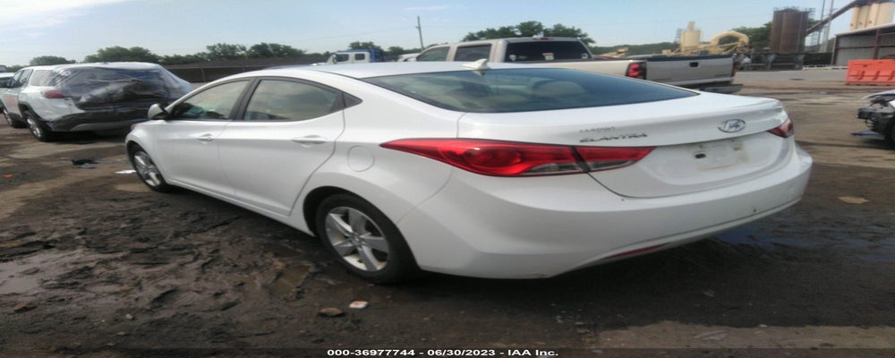 5NPDH4AE4DH348923 2013 HYUNDAI ELANTRA photo no. 3