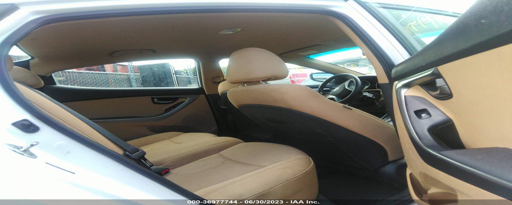5NPDH4AE4DH348923 2013 HYUNDAI ELANTRA photo no. 8