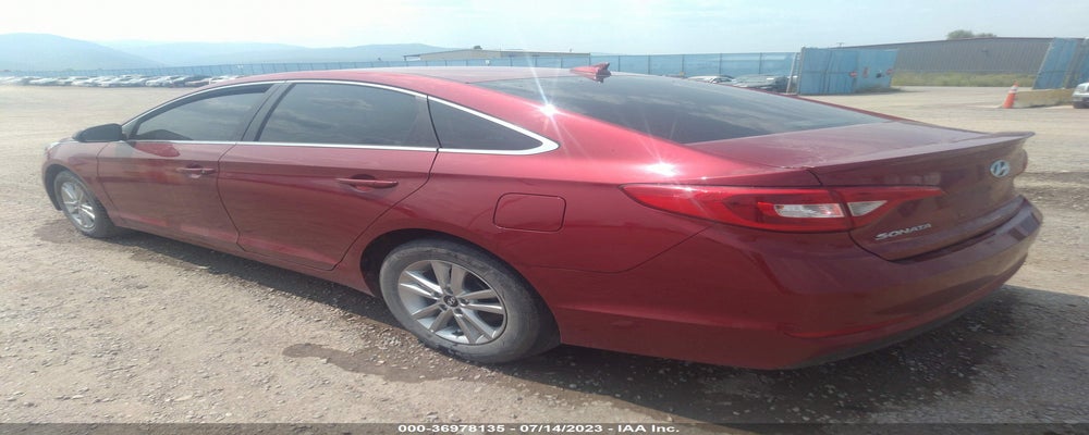 5NPE24AF3FH022614 2015 HYUNDAI SONATA photo no. 3