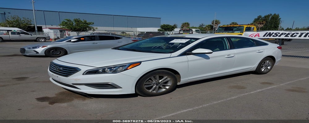 5NPE24AF8HH446695 2017 HYUNDAI SONATA photo no. 2