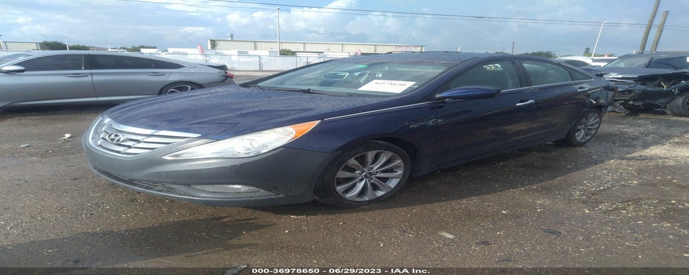 5NPEC4AC2DH523526 2013 HYUNDAI SONATA photo no. 2