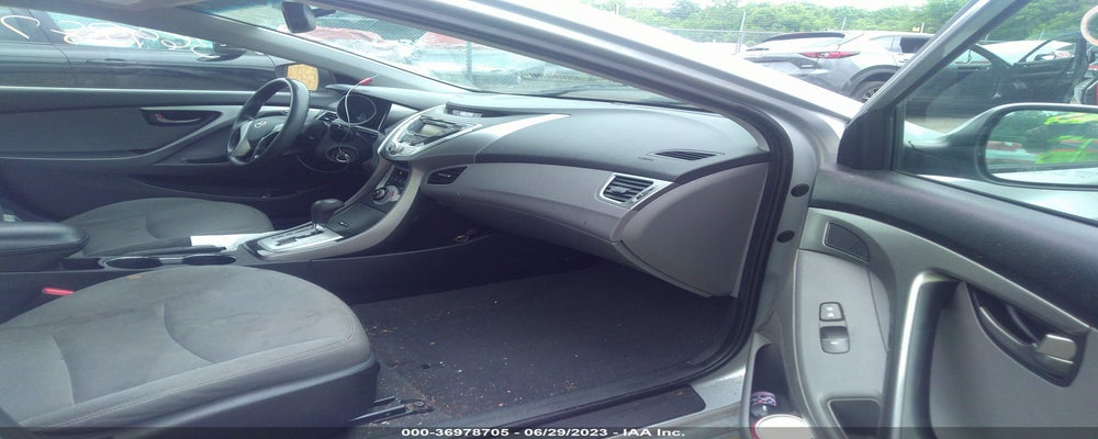 5NPDH4AE1DH157718 2013 HYUNDAI ELANTRA photo no. 5