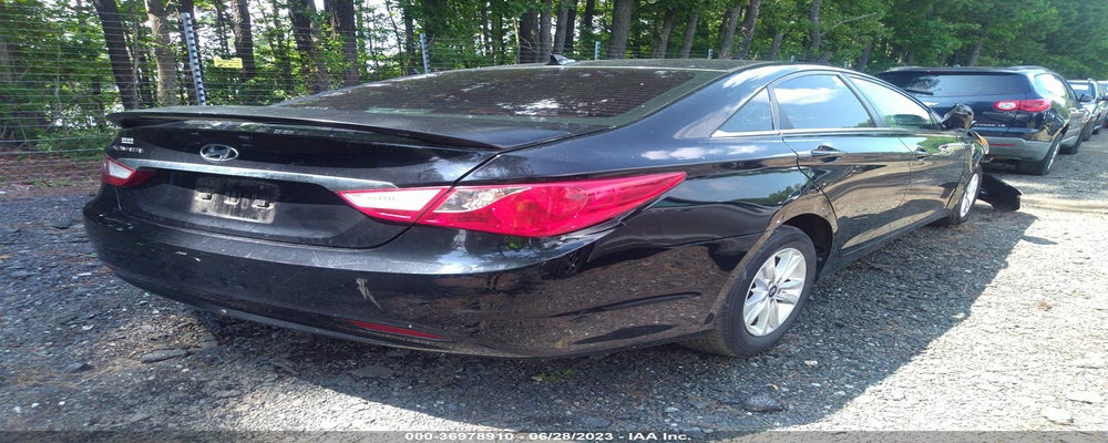 5NPEB4AC4DH715338 2013 HYUNDAI SONATA photo no. 4