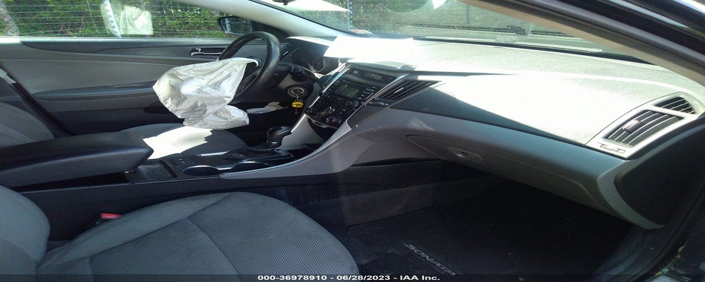 5NPEB4AC4DH715338 2013 HYUNDAI SONATA photo no. 5