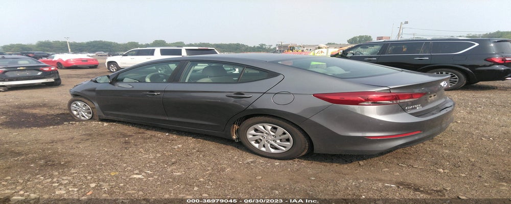 5NPD74LF2JH271375 2018 HYUNDAI ELANTRA photo no. 3