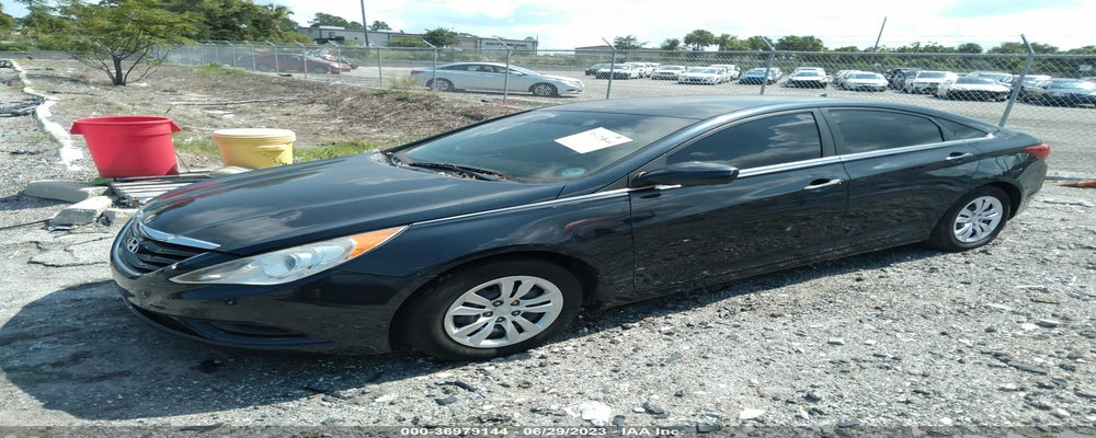 5NPEB4AC6BH254172 2011 HYUNDAI SONATA photo no. 2