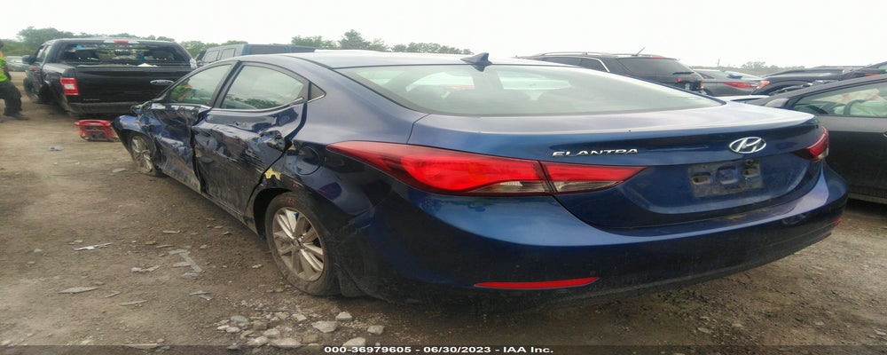 5NPDH4AE4FH598889 2015 HYUNDAI ELANTRA photo no. 3