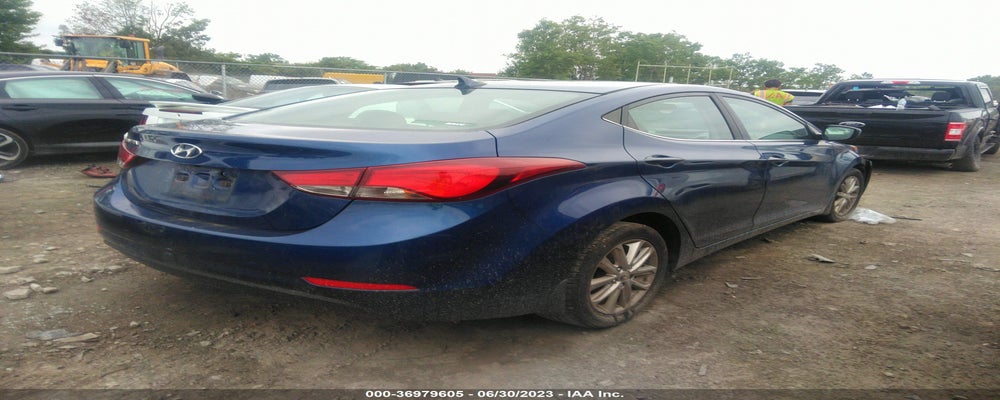 5NPDH4AE4FH598889 2015 HYUNDAI ELANTRA photo no. 4