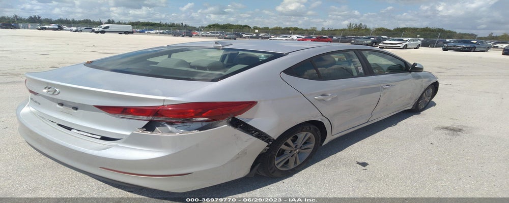 5NPD84LF2JH342510 2018 HYUNDAI ELANTRA photo no. 4