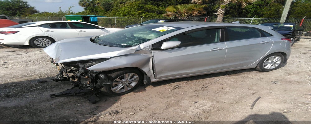 KMHD35LE6DU017845 2013 HYUNDAI ELANTRA GT photo no. 2