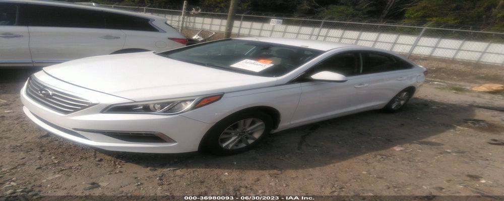 5NPE24AF3FH091397 2015 HYUNDAI SONATA photo no. 2