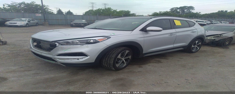 KM8J33A22JU645283 2018 HYUNDAI TUCSON photo no. 2