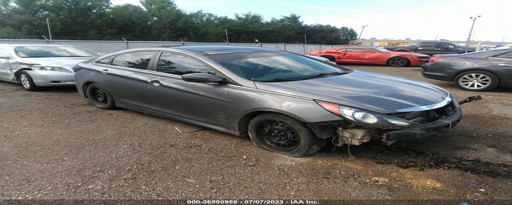 5NPEC4AB2EH822829 2014 HYUNDAI SONATA photo no. 24