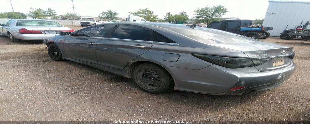 5NPEC4AB2EH822829 2014 HYUNDAI SONATA photo no. 3