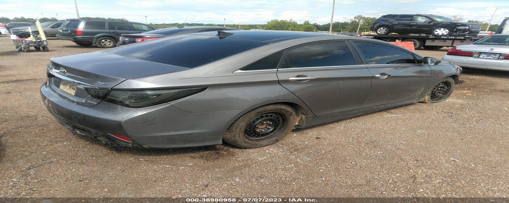 5NPEC4AB2EH822829 2014 HYUNDAI SONATA photo no. 4