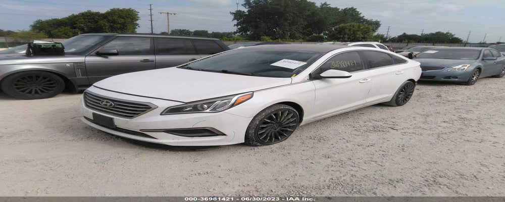 5NPE24AF0GH417044 2016 HYUNDAI SONATA photo no. 2