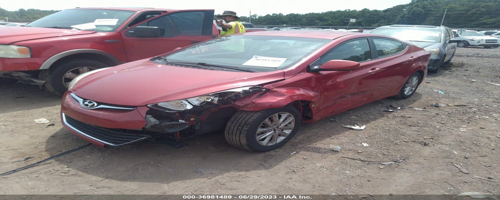 KMHDH4AEXFU279210 2015 HYUNDAI ELANTRA photo no. 2