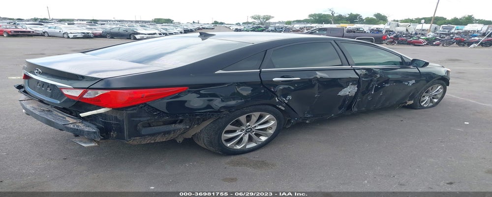 5NPEC4ACXDH681936 2013 HYUNDAI SONATA photo no. 4