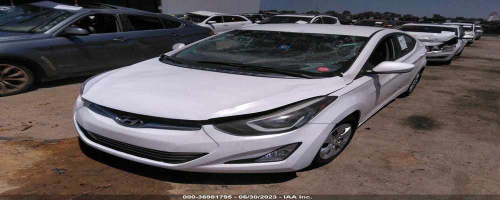 5NPDH4AE0GH732993 2016 HYUNDAI ELANTRA photo no. 2