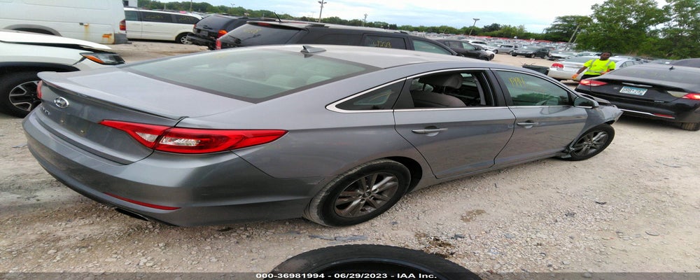 5NPE24AF0HH543745 2017 HYUNDAI SONATA photo no. 4