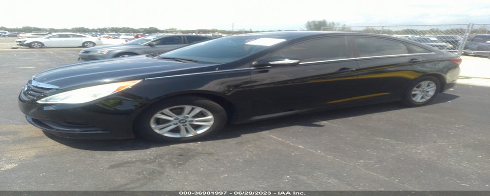 5NPEB4AC7EH880883 2014 HYUNDAI SONATA photo no. 2