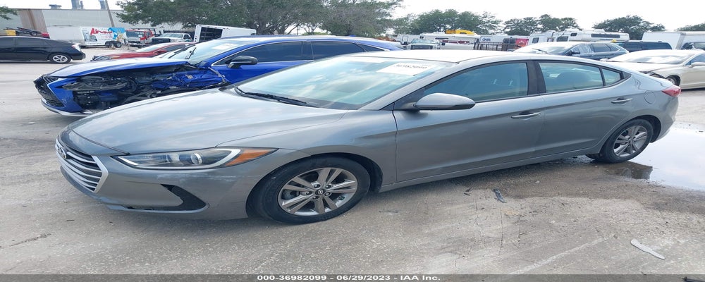 KMHD84LF1HU210625 2017 HYUNDAI ELANTRA photo no. 2