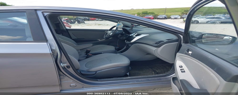 KMHCT4AE9GU009154 2016 HYUNDAI ACCENT photo no. 5