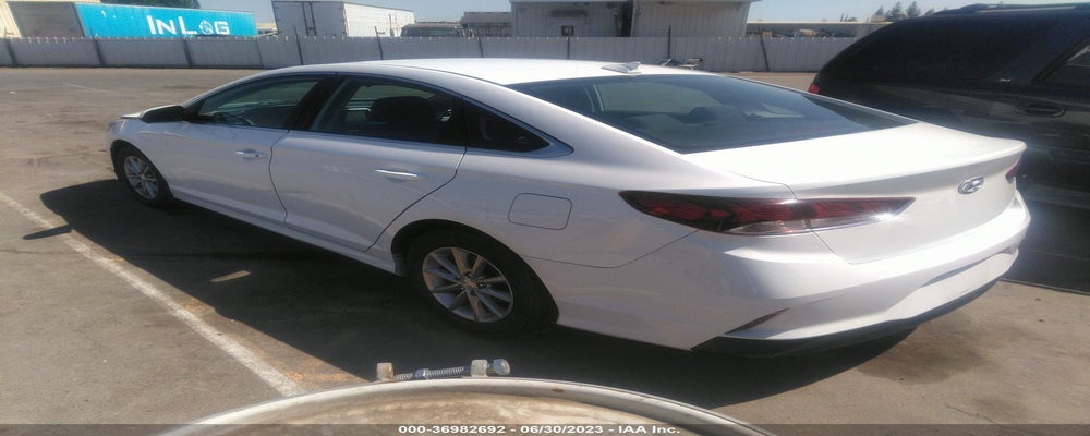 5NPE24AF2KH819401 2019 HYUNDAI SONATA photo no. 3