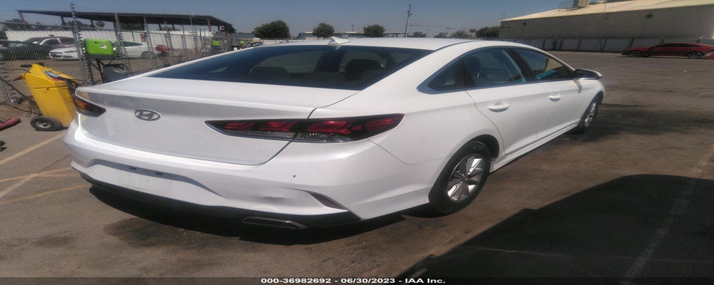 5NPE24AF2KH819401 2019 HYUNDAI SONATA photo no. 4