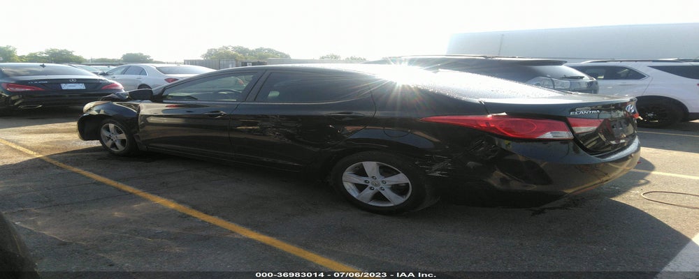 5NPDH4AE1BH031257 2011 HYUNDAI ELANTRA photo no. 3