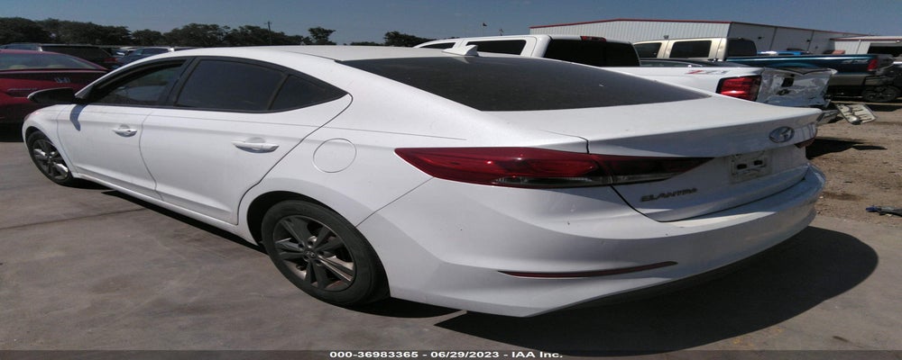 5NPD84LF3JH241640 2018 HYUNDAI ELANTRA photo no. 3