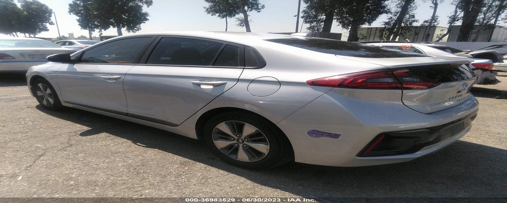 KMHC65LD5KU160020 2019 HYUNDAI IONIQ PLUG-IN HYBRID photo no. 3
