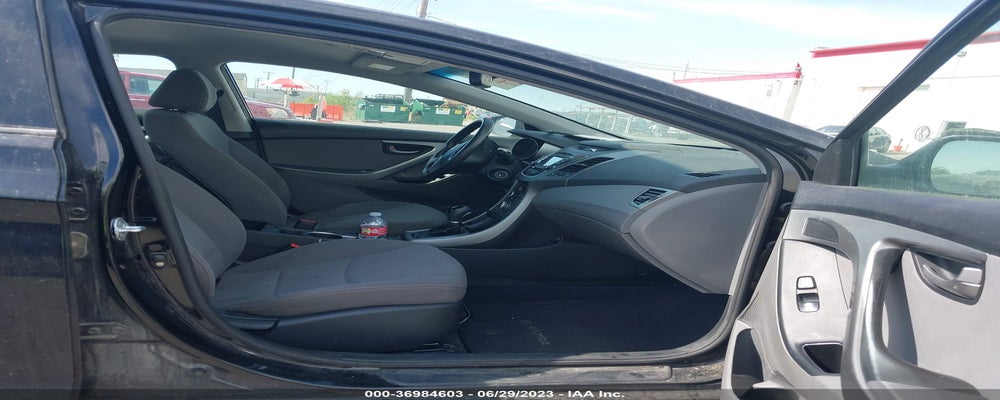 KMHDH4AE8FU230801 2015 HYUNDAI ELANTRA photo no. 5