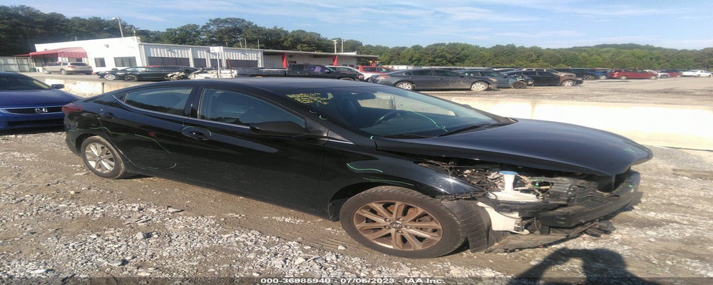 KMHDH4AE1FU433318 2015 HYUNDAI ELANTRA photo no. 9