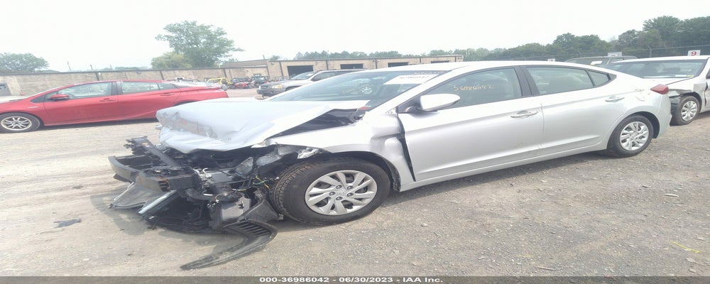 5NPD74LF9JH287945 2018 HYUNDAI ELANTRA photo no. 2