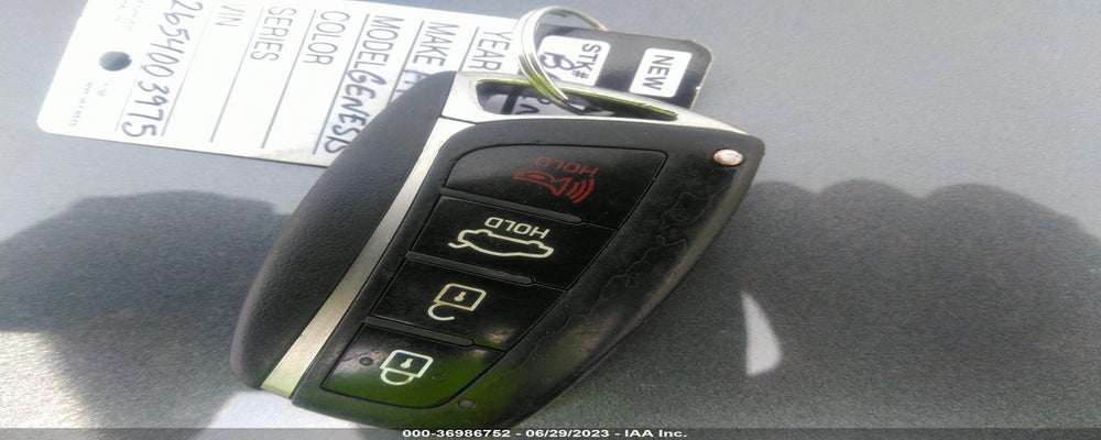 KMHGN4JE1FU069228 2015 HYUNDAI GENESIS photo no. 11