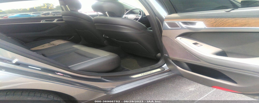 KMHGN4JE1FU069228 2015 HYUNDAI GENESIS photo no. 8