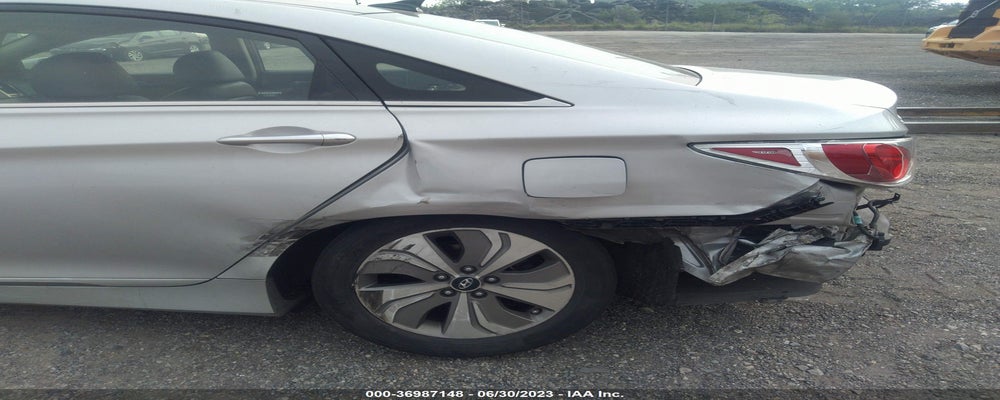 KMHEC4A47FA130250 2015 HYUNDAI SONATA photo no. 6