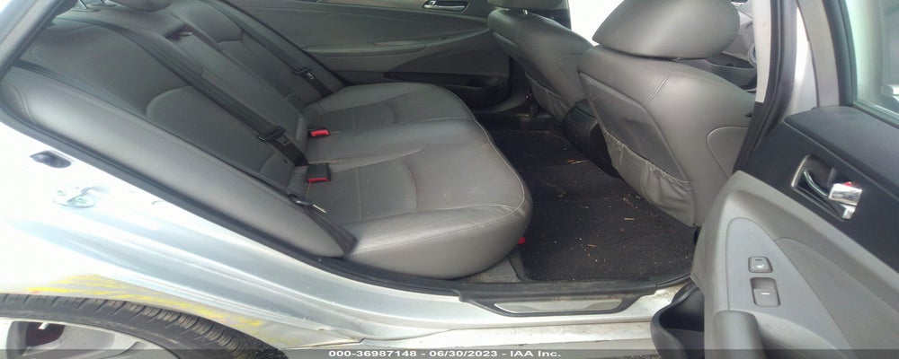 KMHEC4A47FA130250 2015 HYUNDAI SONATA photo no. 8