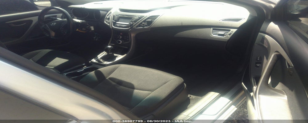KM8DH4AE3FU230866 2015 HYUNDAI ELANTRA photo no. 5