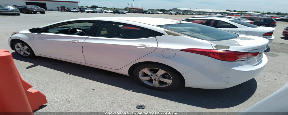 5NPDH4AE3DH324290 2013 HYUNDAI ELANTRA photo no. 3