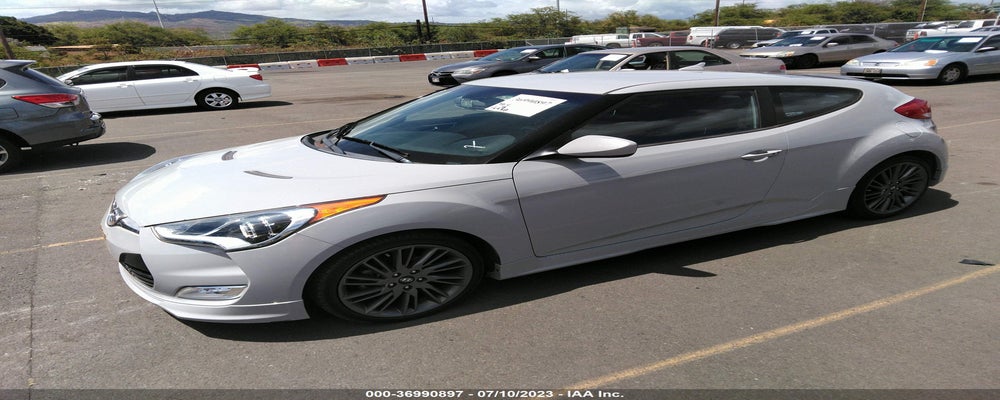 KMHTC6AD9DU130829 2013 HYUNDAI VELOSTER photo no. 2